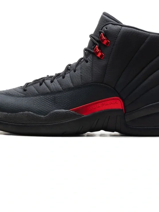 Jordan Men's Black and Red High-Top Basketball Sneakers