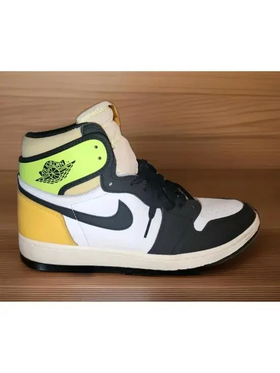 Size 10 - Jordan 1 Retro High OG Volt