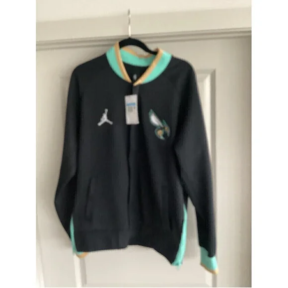 Jordan Men’s City Edition Charlotte Hornets Showtime Full Zip Jacket