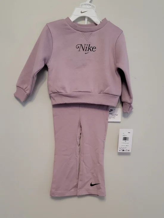 Nike Girls Lilac Crewneck Sweatshirt & Flare Pant Set NWT Sz 18m