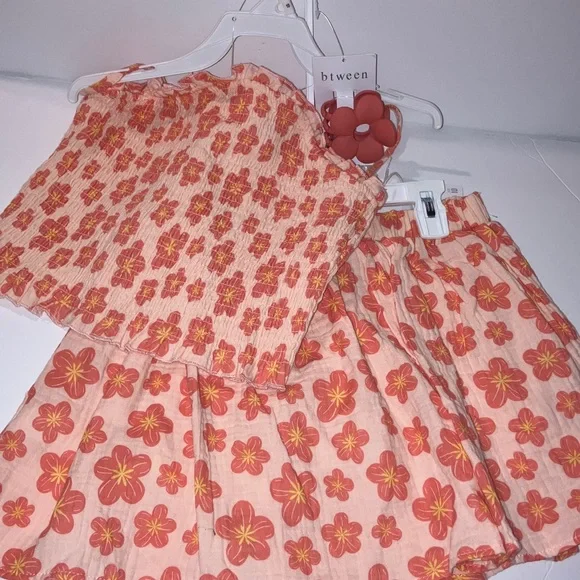 btween Pink and Orange Floral Matching Tank and‎ Skort Set with Hair Clip