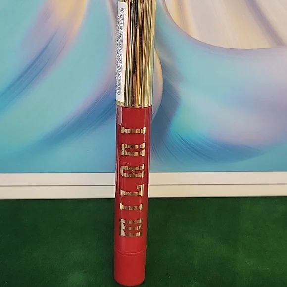 Milani Glossy Lip Color Keep It Full 2.1g New Sealed Tube 190 Bisou