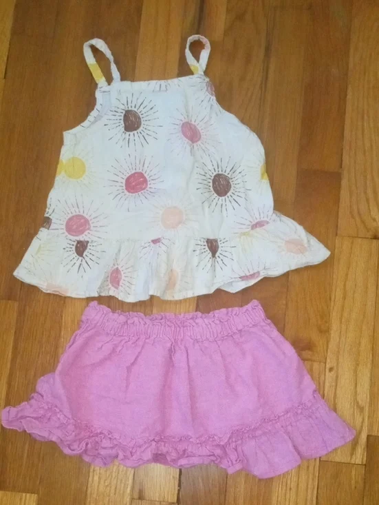 girl 4 pink skirt and sleeveless top