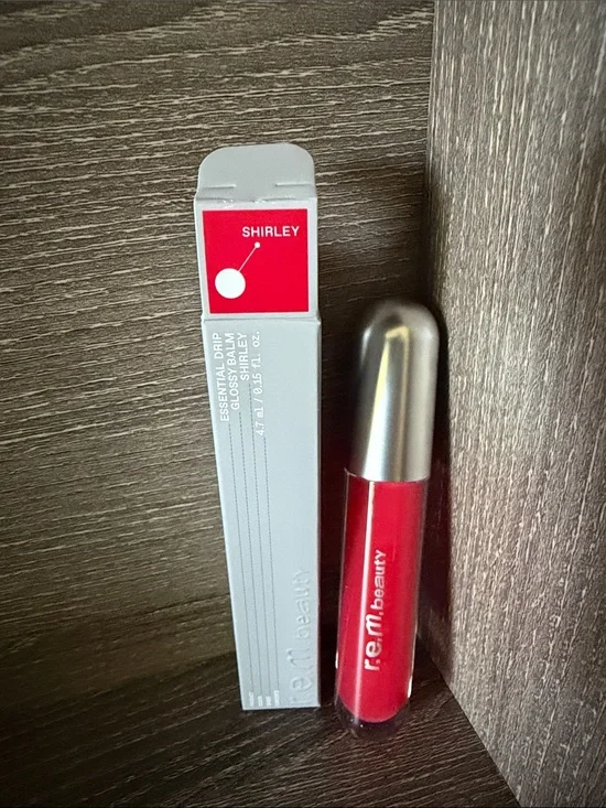 ❤️$6 NWT rem Beauty Essential Drip Glossy Balm Shade Shirley 4.7ml