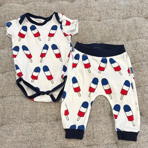 Monica + Andy set size 6-9 mths