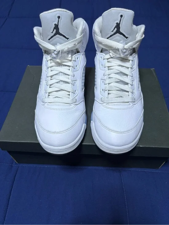 Jordan 5 Retro White Metallic 2026 Size 9.5