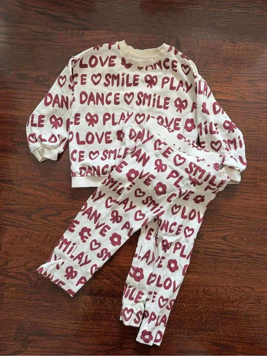 Zara Toddler 3T Graphic Sweatshirt & Leggings Set + Bonus 4T Leggings EUC