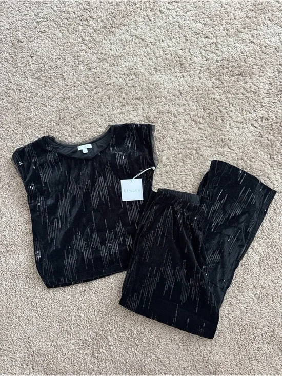 btween Black Velvet Sequin Accent Kids Two-Piece Set