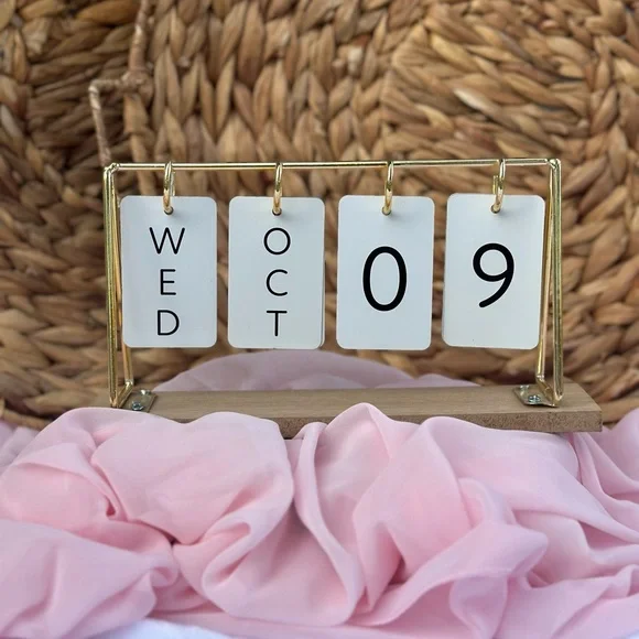 Wooden Flip Calendar