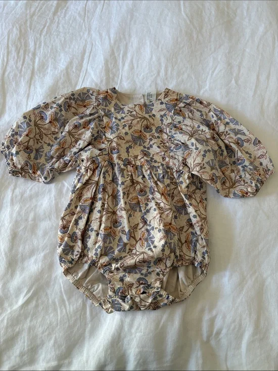 H&M Floral Puff Sleeve Baby Bodysuit in Cream, Blue, Brown