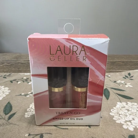 Laura Geller Treat-N-Go Hydrating Lip Oil Duo Pink Red 0.11 fl oz / 3.2 ml