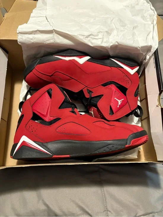 Jordan True Flight Box in Gym Red, White & Black