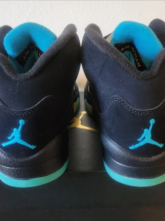 Air Jordan 5 Aquatone Taxi size 5y