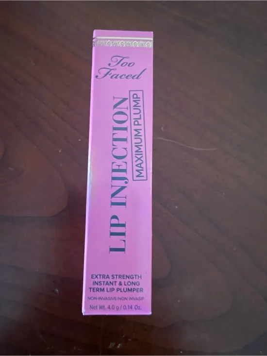 Too Faced Lip Injection Maximum Plump - Bright Pink Packaging