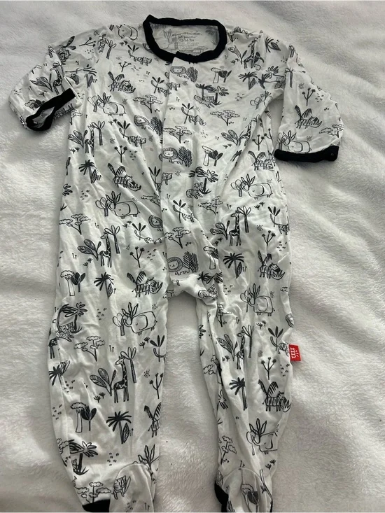 Magnetic Me White Footed One-Piece with Black Safari Print Sz 12-18m