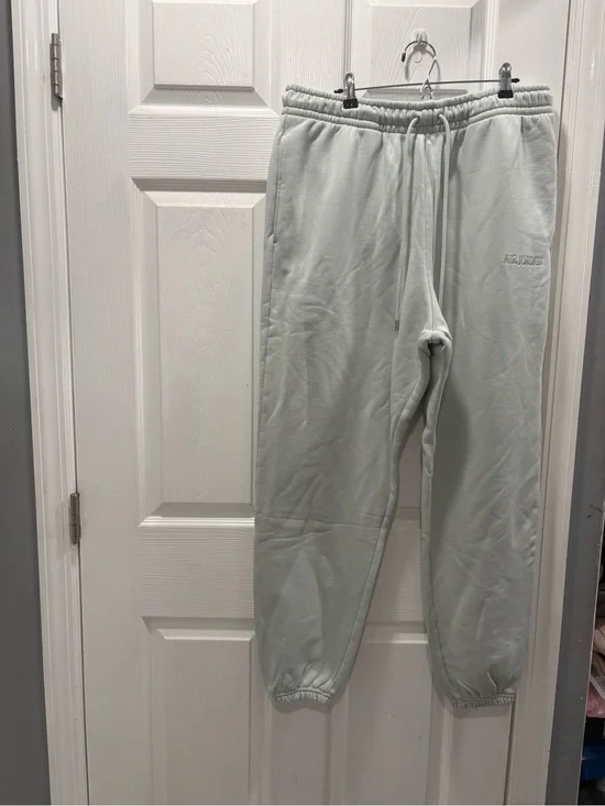 Jordan Men’s Light Mint Green Jogger Sweatpants XL BNWT