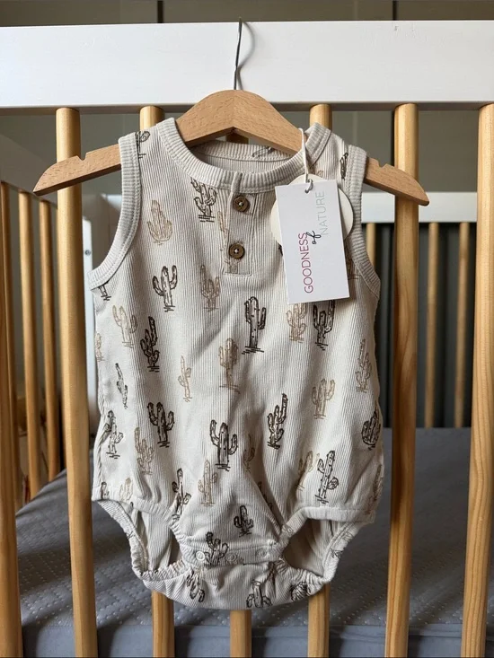 Makemake Organics Tan Cactus Print Baby Bubble Romper 6-12 Months NWT