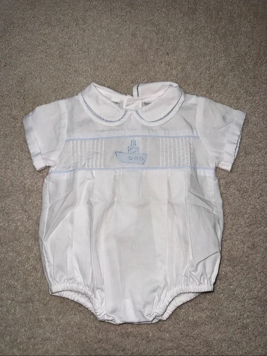 FRIEDKNIT creations Bubble with Light Blue Embroidered boat