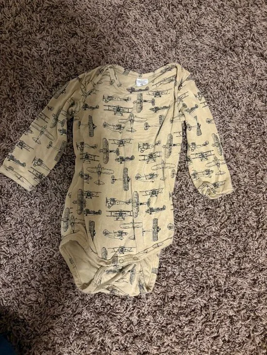 Kate Quinn Long Sleeve Bodysuit 6-12 Months Bamboo Viscose Airplane Print Tan