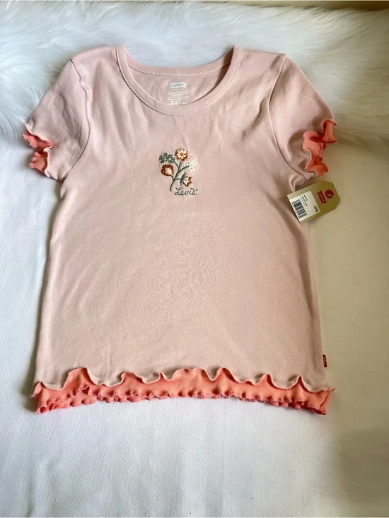Levi’s Girls Floral Embroidery knit top. Size Large NWT.