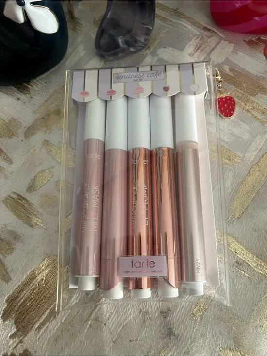 Tarte Maracuja Juicy Lip Vault - New!