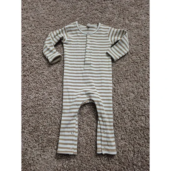 Quincy Mae romper size 3-6 months