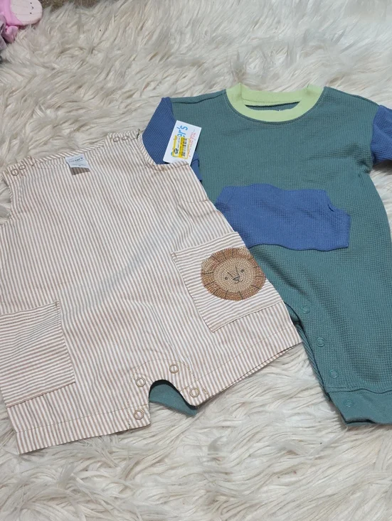 (2)  Carter's Bundle 3 Months