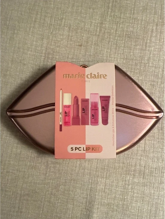 marie claire 5 PC Lip Kit in Rose Gold Lip-Shaped Case