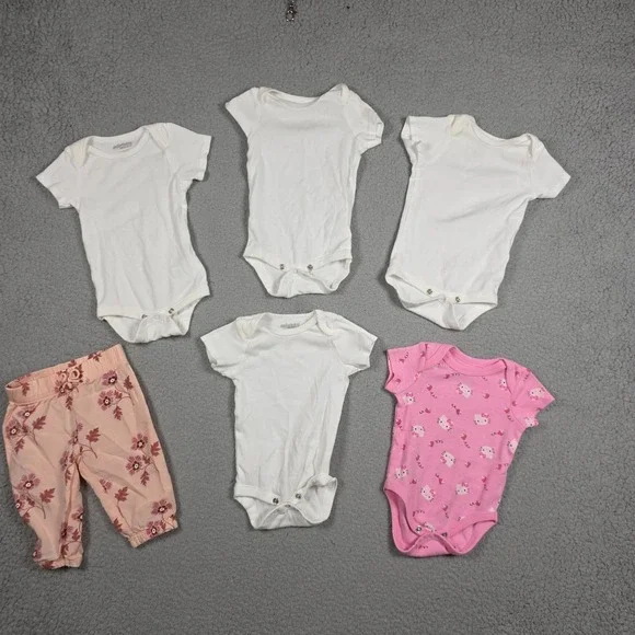 Lot of 5 Girl Body Suit Size 3M White Pink 100% Cotton Carter Hello Kitty