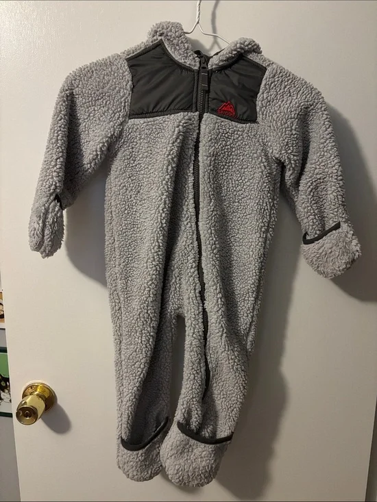 Snozu Kids Cozy Gray Sherpa One-Piece Footie Winter Suit 24M