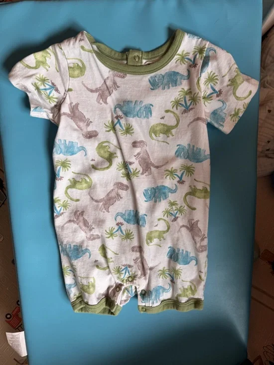 Dino romper