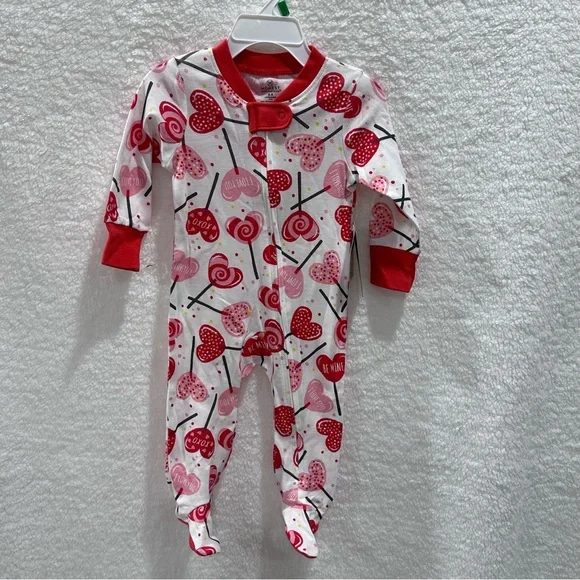 Candy Hearts Sleeper
