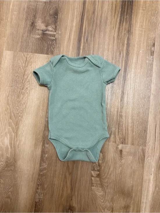 Chick Pea Sage Green Ribbed Bodysuit 18M Minimalist