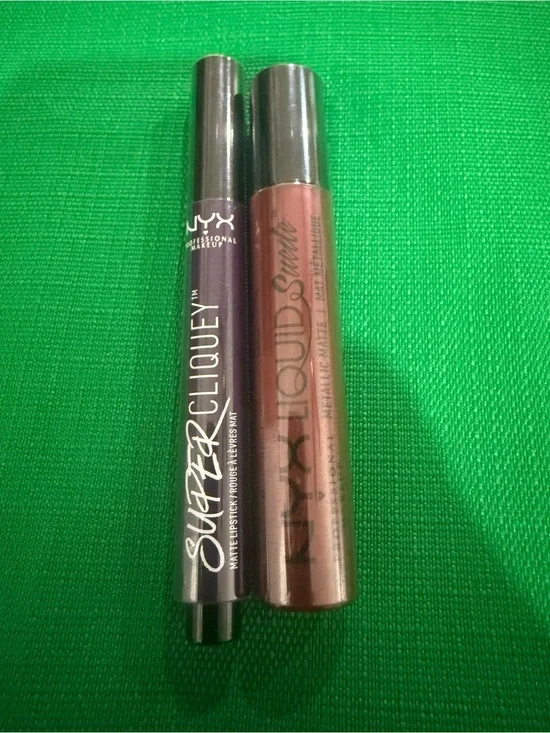NYX lipsticks -Suede liquid lipstick -LSCL 35/Super Cliquey Matte-Ruthless