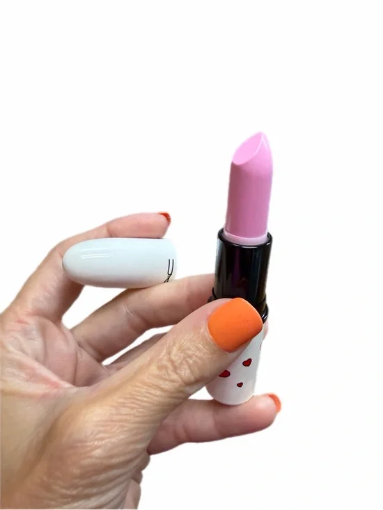 Mac Cosmetics Girl Next Door Archie’s Girls Pink Lipstick new in Box