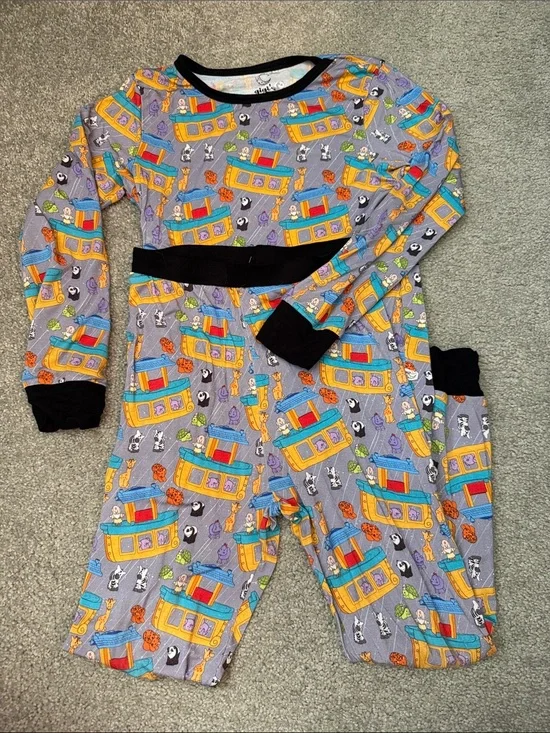 Bamboo Kids Gray Noah’s Ark long sleeve and pants pajama set