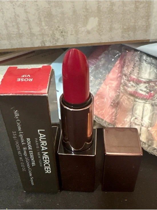 laura mercier Silky Crème Lipstick — Rose Red