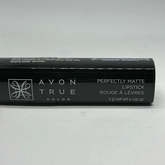 Avon True Color Perfectly Matte Lipstick Rouge A Levres