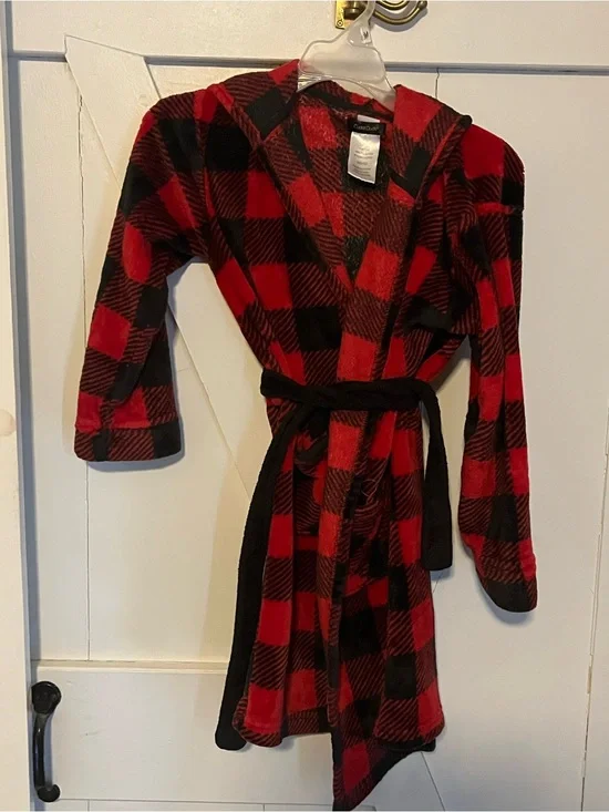 Youth Cozy Red & Black Buffalo Plaid Hooded Robe