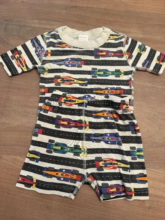 Hanna Andersson Race Car Short Pajamas 2pc Set 110cm / US 5
