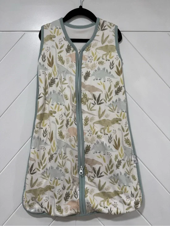 0-6M - Copper Pearl Baby Sleep Sack + Hat - Dinosaur Print