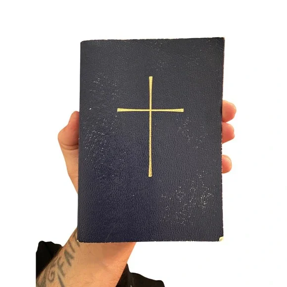 The Book of Common Prayer Episcopal Church Seabury Press Navy‎ Gold Cross