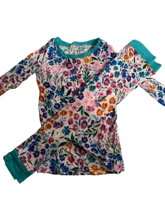 These are Little Sleepies Sweet Pea Floral Bamboo Pajamas