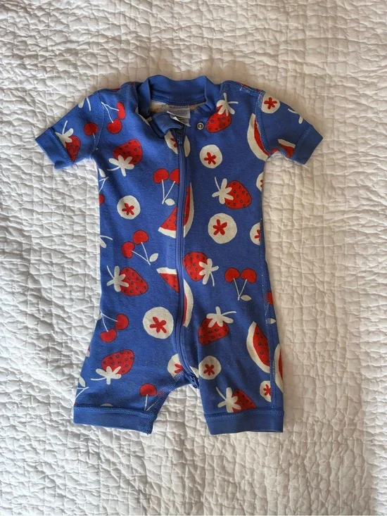 Hanna Andersson Royal Blue Fruit-Print Zipper Romper pajamas