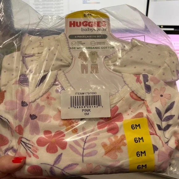 Huggies Babywear‎ 4 Piece Layette Set Pink Floral Organic Cotton 6M