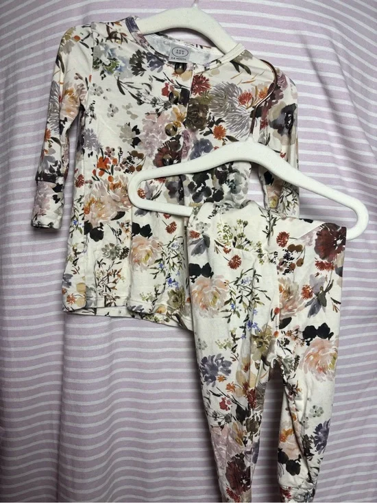 Lou Lou & Company Pajama Set- Vintage Watercolor Florals