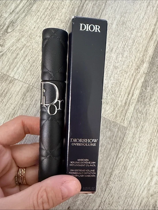 Dior Black Diorshow Overvolume Mascara blue