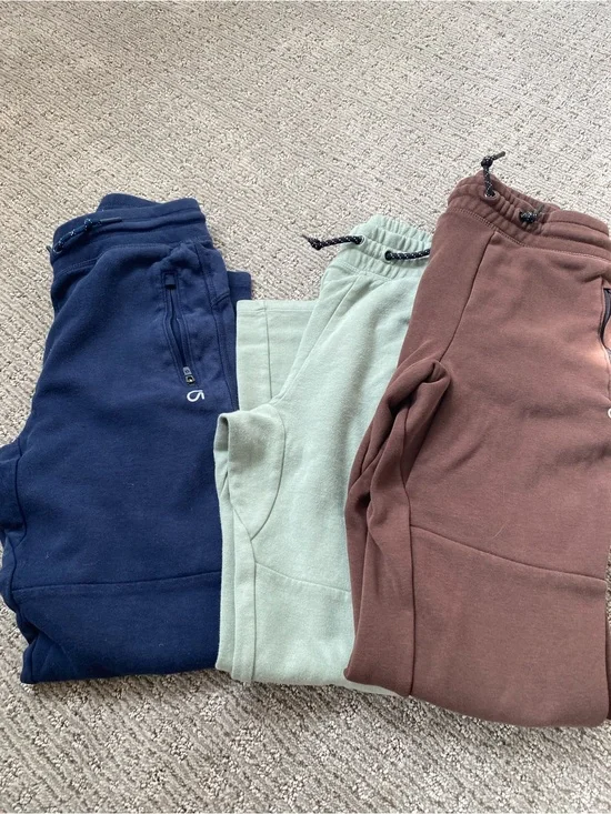 Gap Fit Kids Navy, Sage, and Brown Jogger Pants - size XL 3 pairs