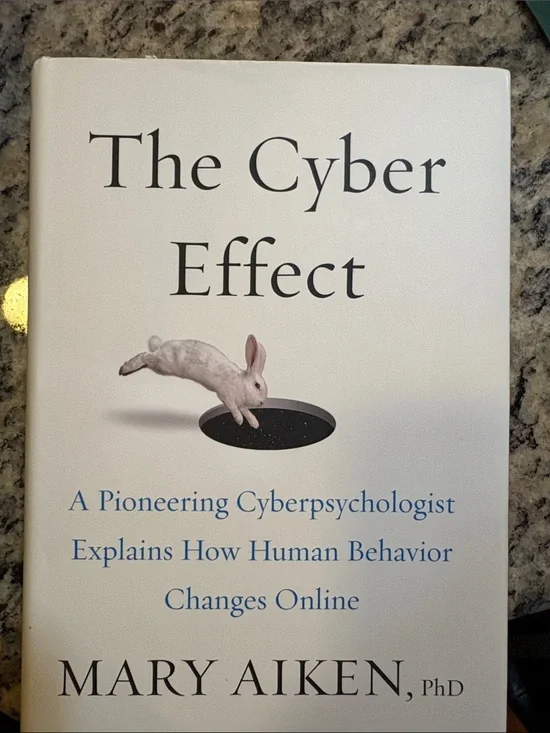 The Cyber Effect by Mary Aiken - White Cover Paperback
