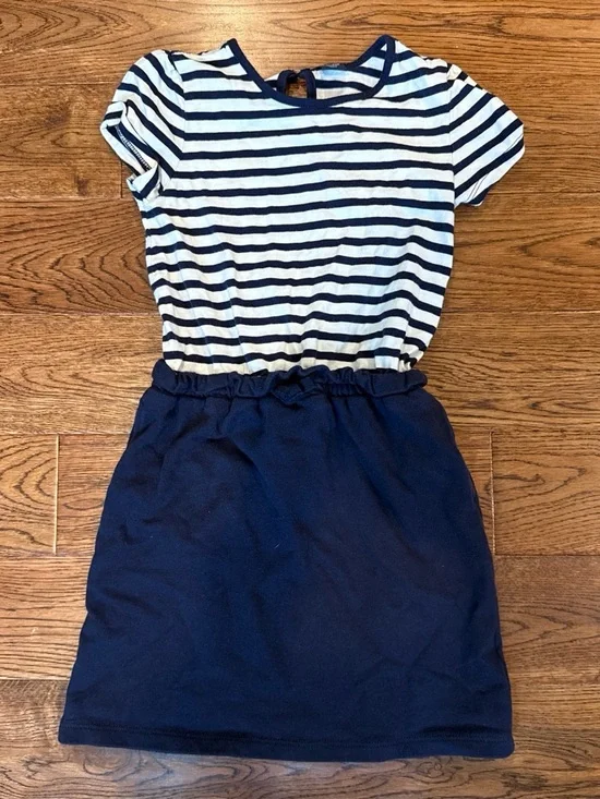 GAP Navy and White Striped Short Sleeve Casual Dress